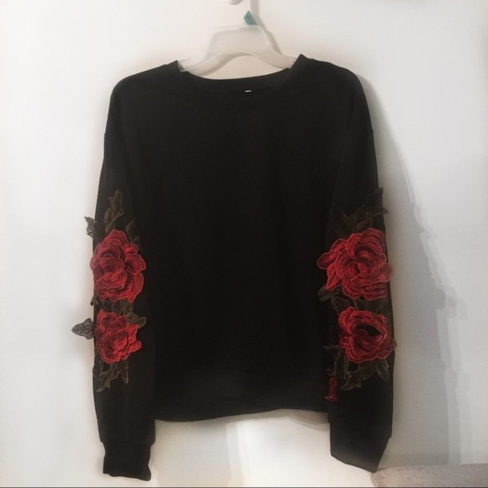 Size 4X Black Rose Sweatshirt